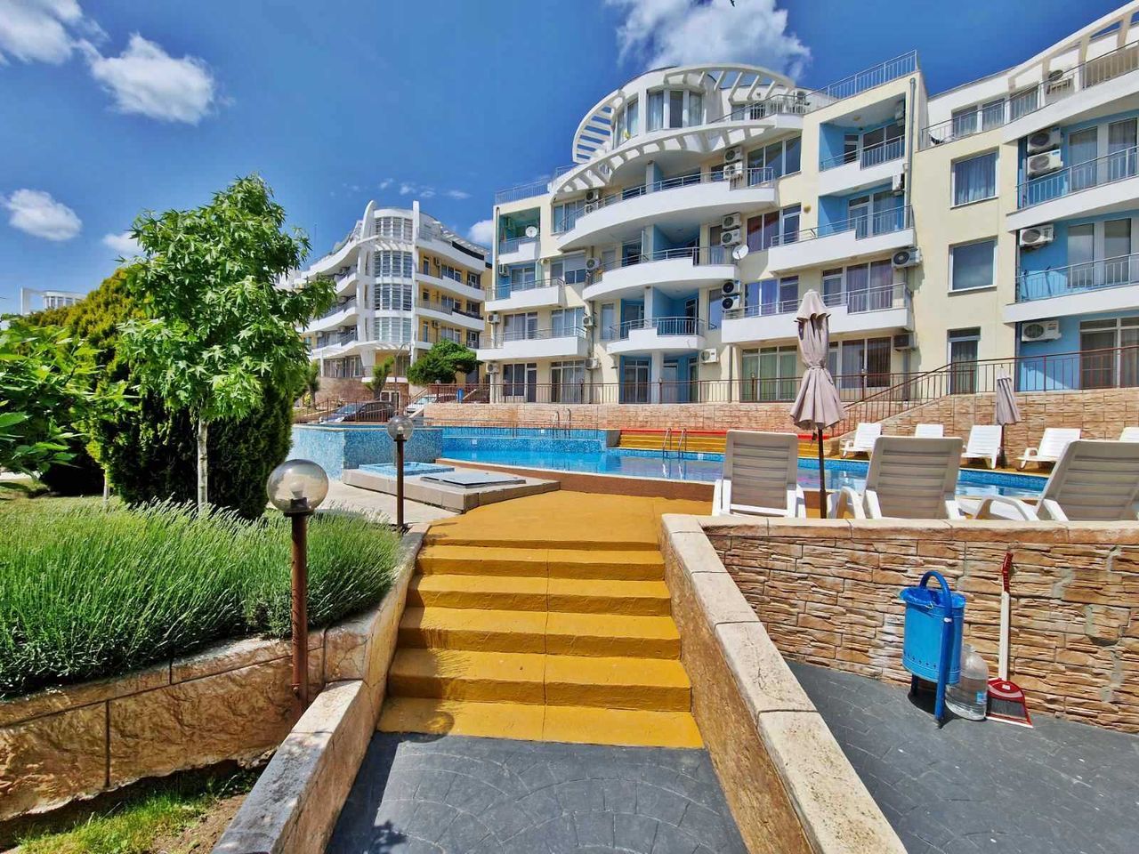Продава се Двустаен апартамент в с. Кошарица, Област Бургас - 57 кв.м за 841 €/кв.м - Снимка #10