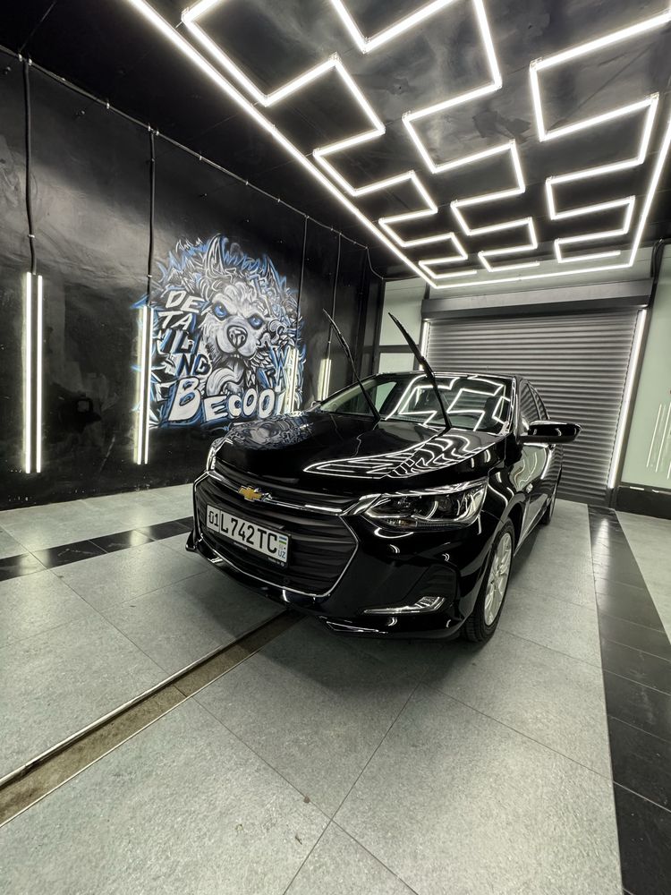 Продается Chevrolet Onix Premier 2