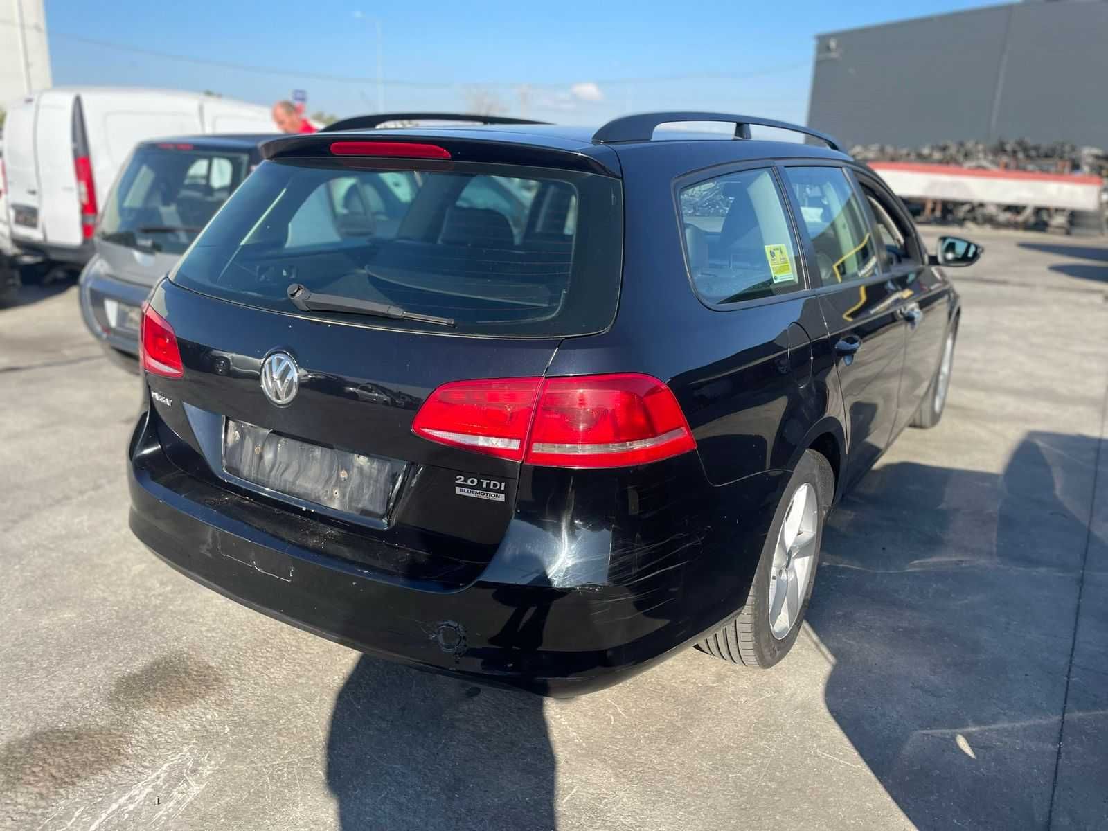 Dezmembrez VW Passat B7 2.0 tdi