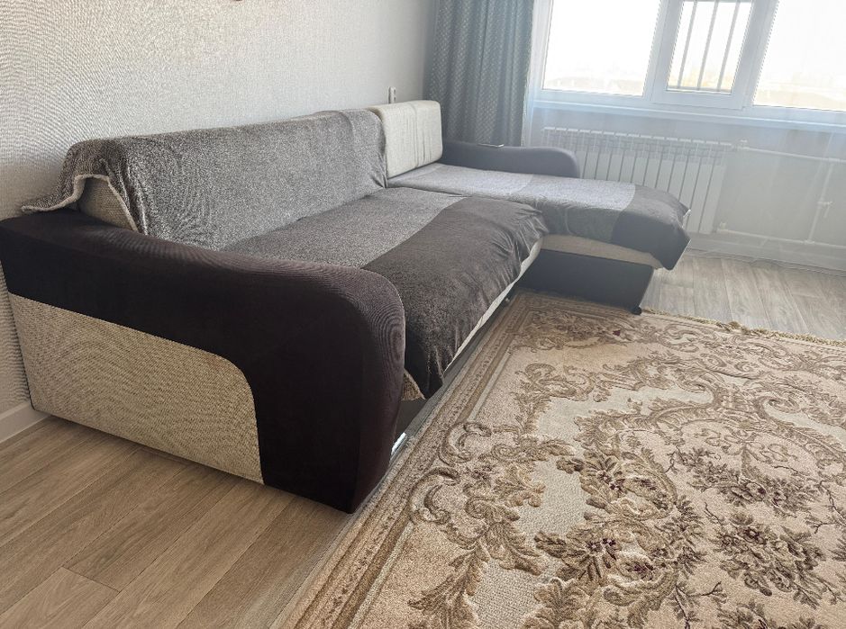 Продам диван в отличном состоянии