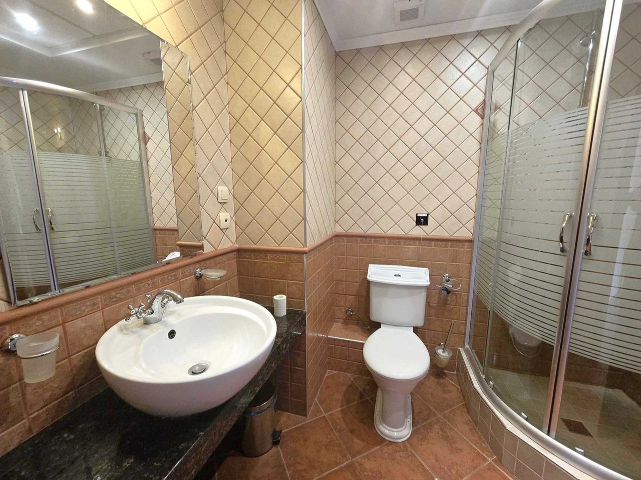 Продава се Двустаен апартамент в Банско - 70 кв.м за 1072 €/кв.м - Снимка #7