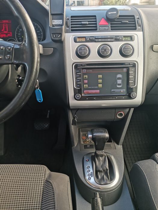 VW Touran 2.0 TDI Automatik