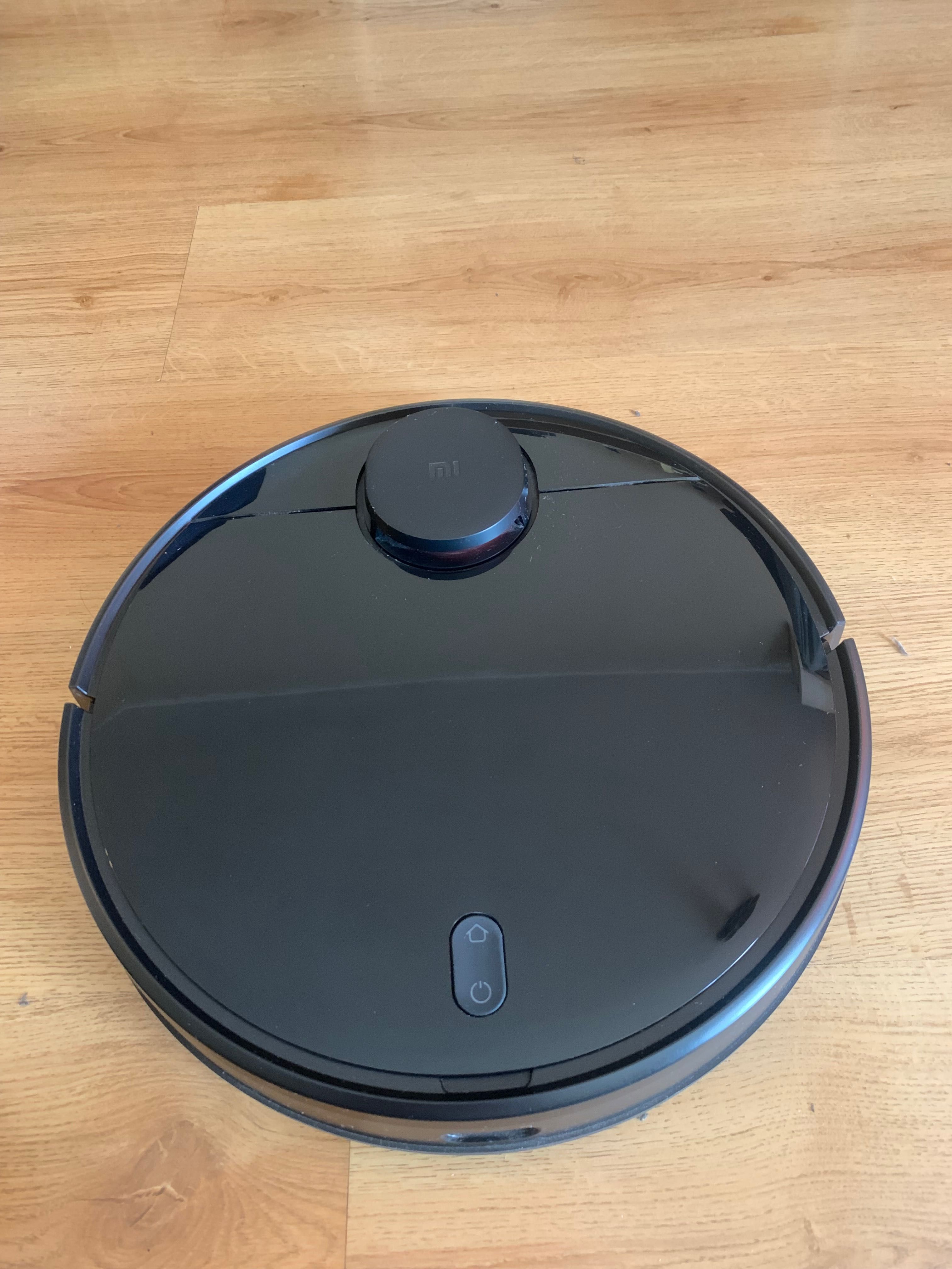 Продавам Mi robot vacuum Mop P
