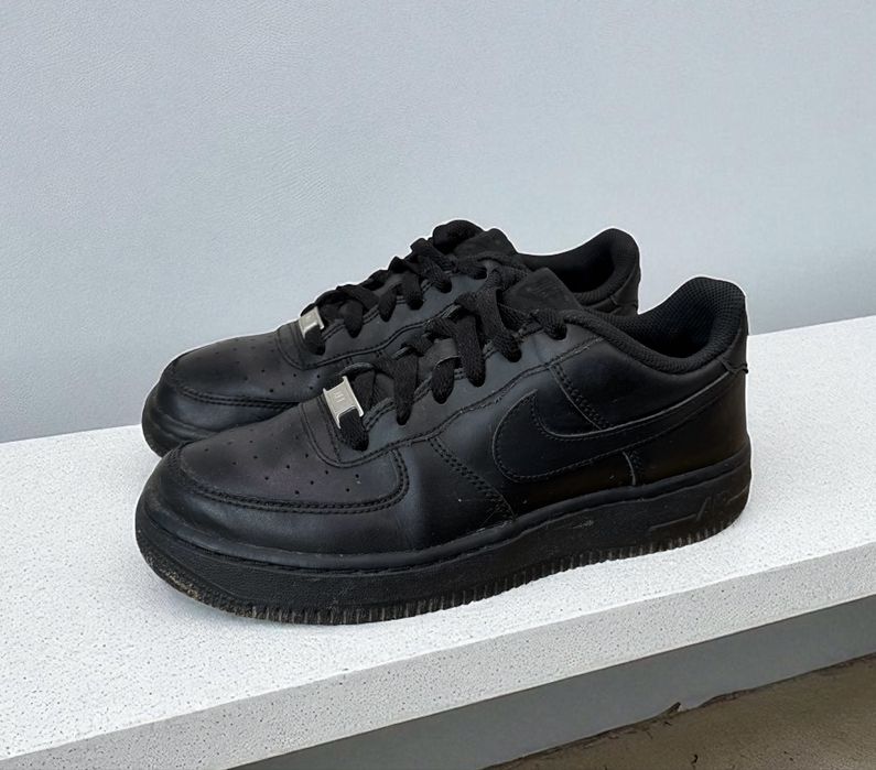 Nike Air Force 1 (38 ) Маратонки