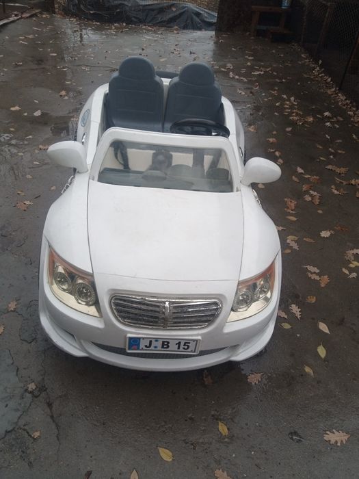 Машина детская на аккумуляторе