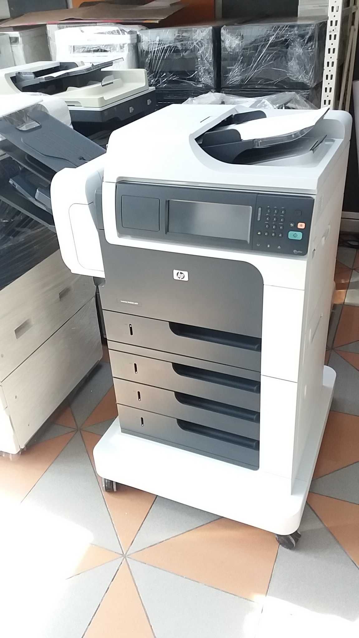 multifunctional HP M4555