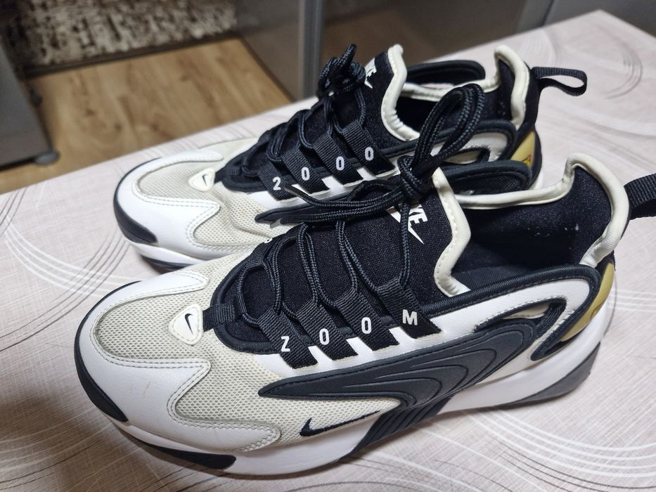 Adidasi Nike piele si panza