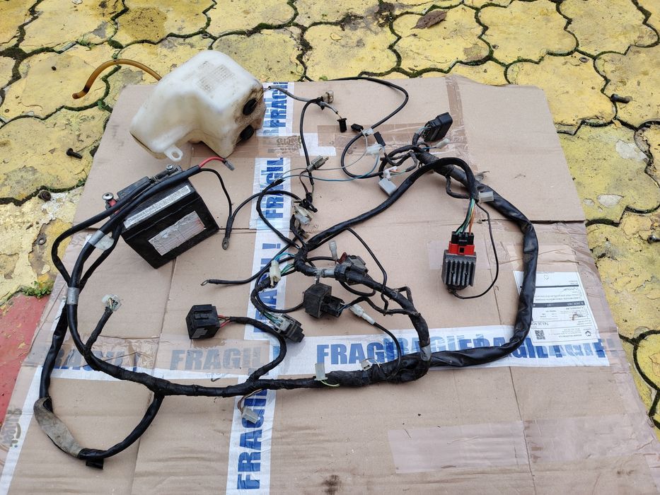 Instalație Aprilia Rs4