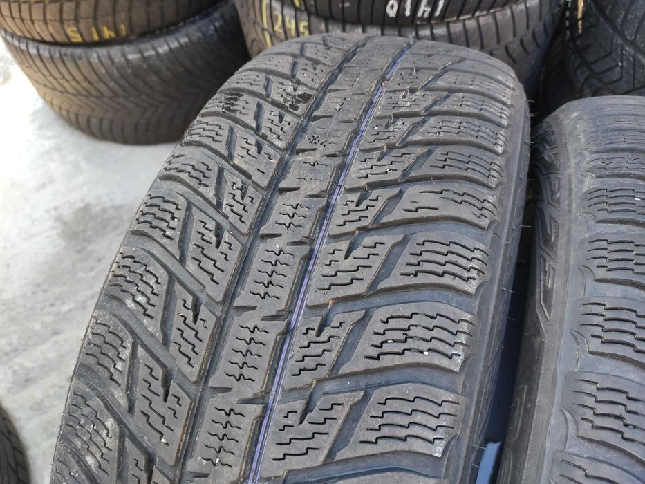 3бр Зимни Гуми 235 55 19 - Nokian
