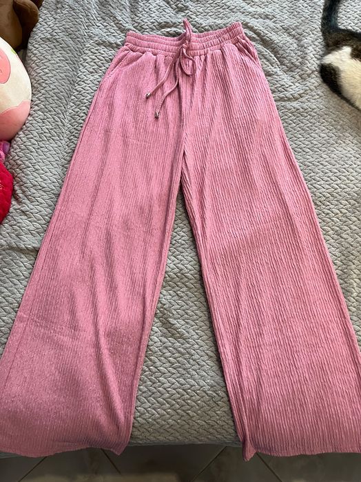 Розов широк панталон
