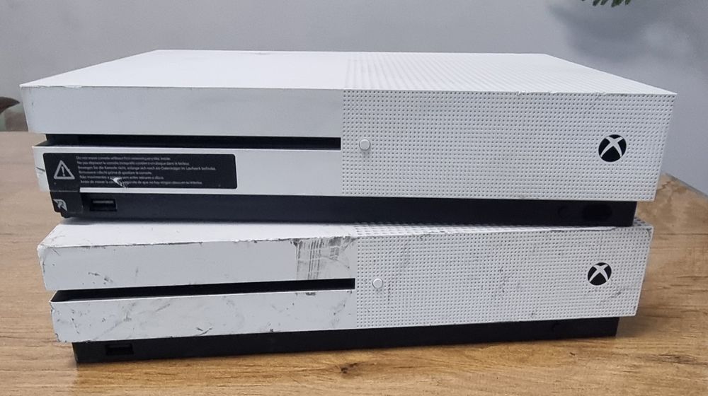 Xbox One S конзоли