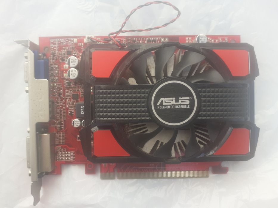 Placa video Asus R7 250