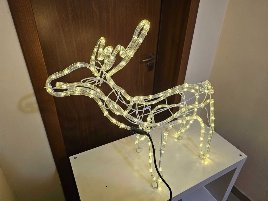 Еленче със шейна LED коледна украса