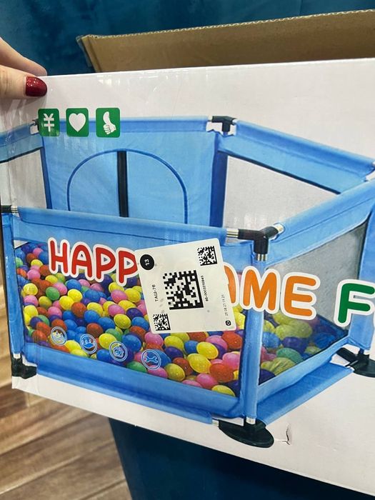 Продаётся новый манеж