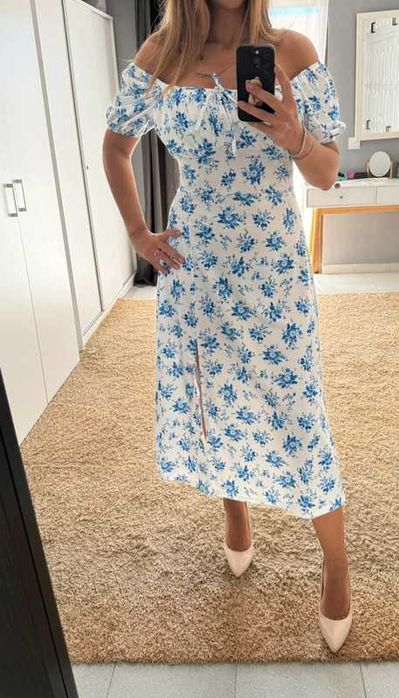 Лятна рокля на цветчета