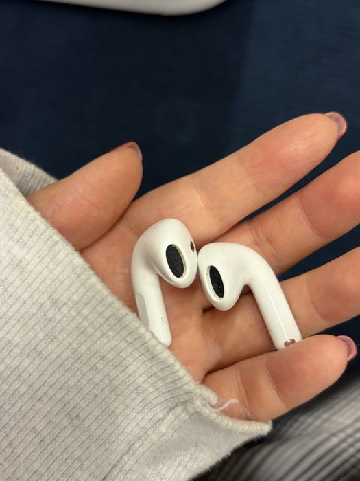 Air pods 4 без чехла только наушники