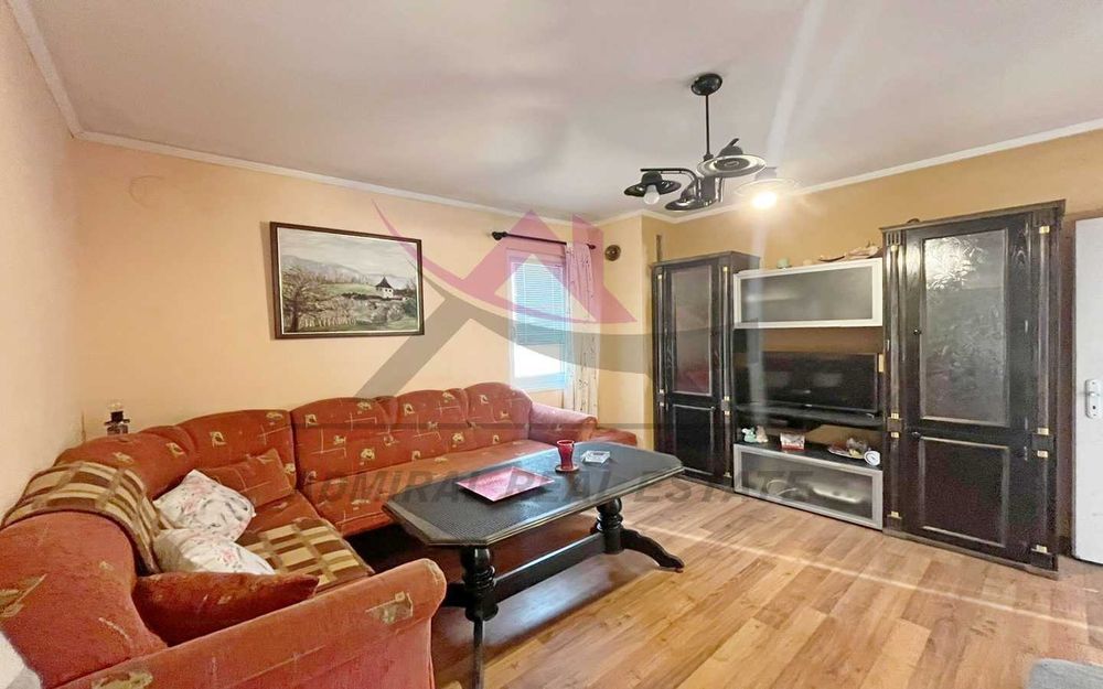 Дава се под наем Двустаен апартамент в Варна, Лятно кино Тракия - 65 кв.м за 409 € - Снимка #1