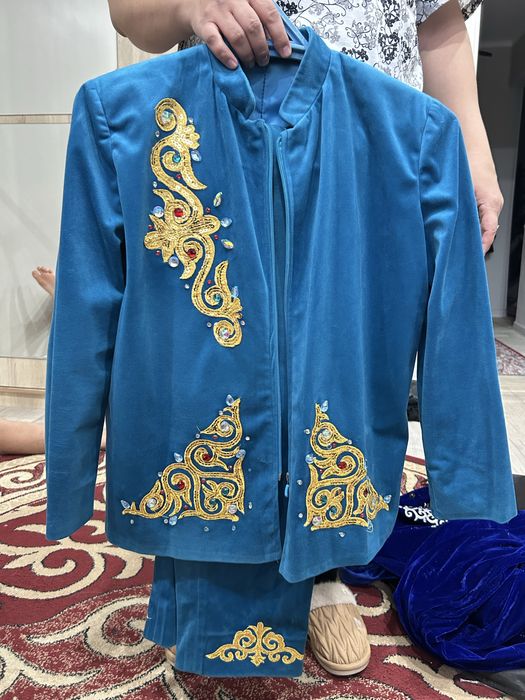 Продам Казаский костюм