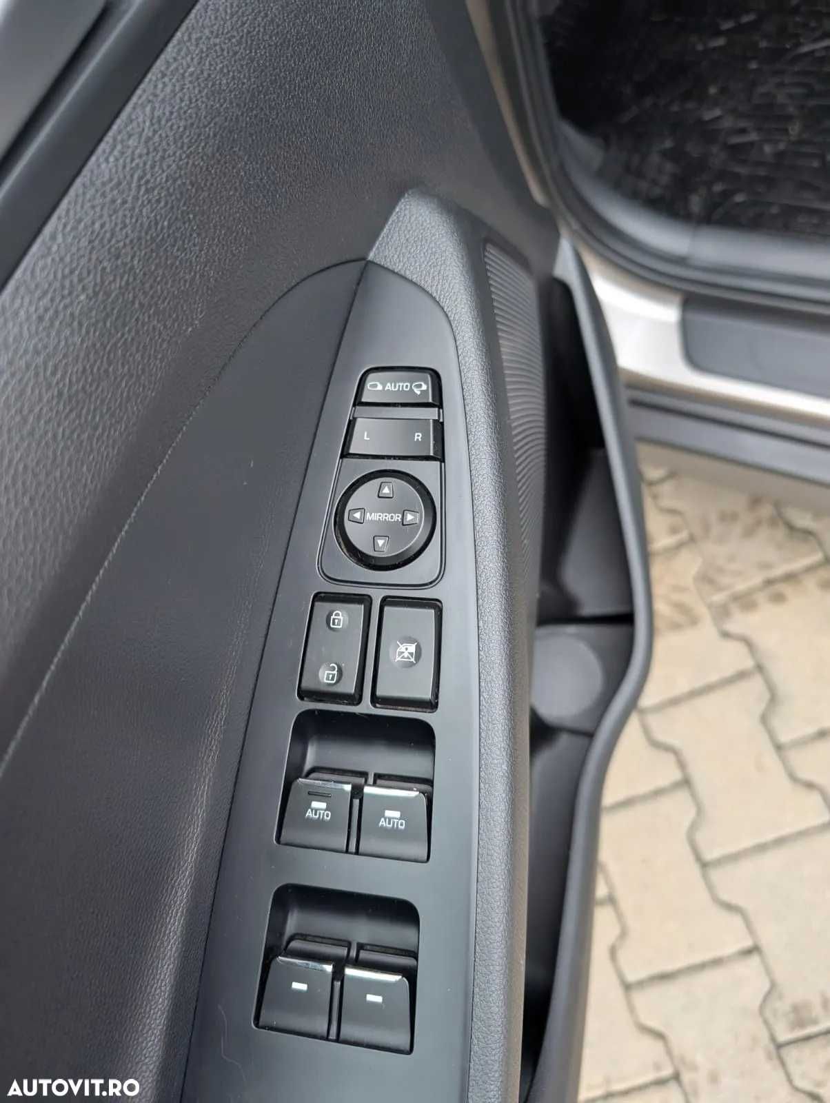 Hyundai Tucson Impecabil 1.6 T-GDI 4WD 7AT GLS