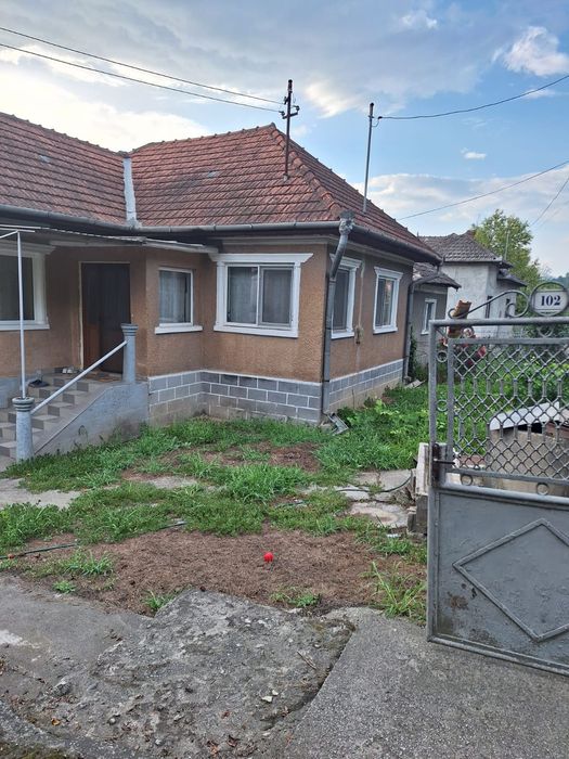 Vând casă , Păuliș  com Soimus 8km DEVA