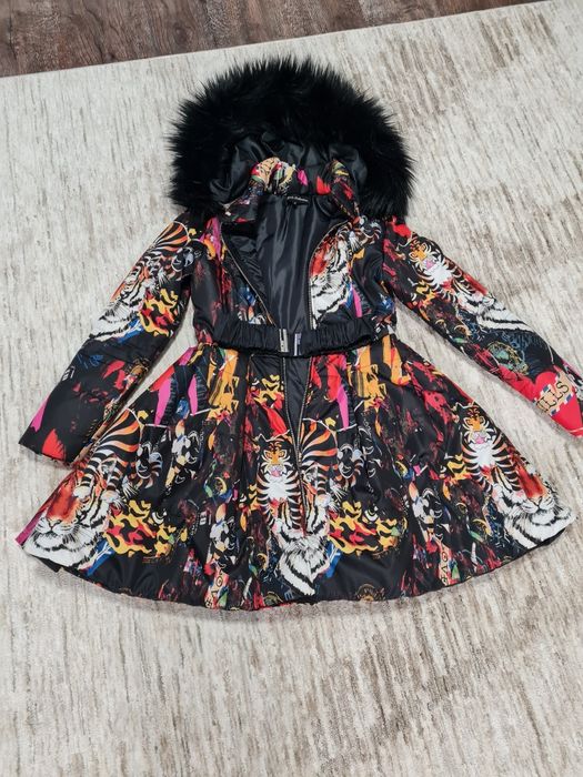 Яке Nicol Collection