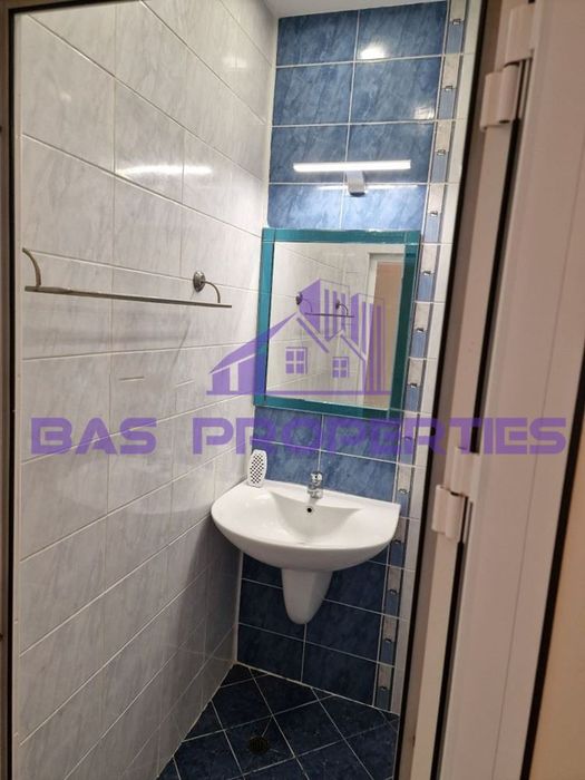 Продава се Тристаен апартамент в София, Толстой - 64 кв.м за 2157 €/кв.м - Снимка #10