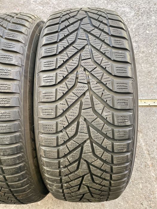 2 бр Зимни Гуми 215/55/17 YOKOHAMA W Drive