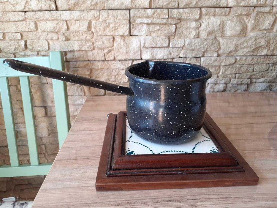 Vand suport faianta pt."lucruri incinse" deosebit