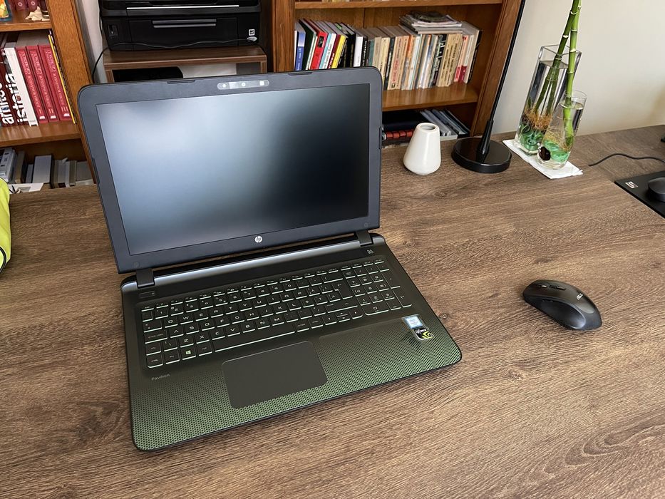 HP Pavilion i7, 8GB RAM, HDD 1TB, nVidia GeForce 950M 4GB