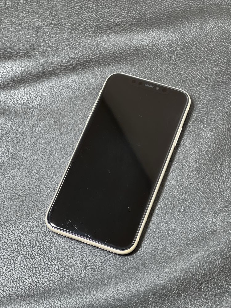 Iphone 11 64Gb Rangi oq