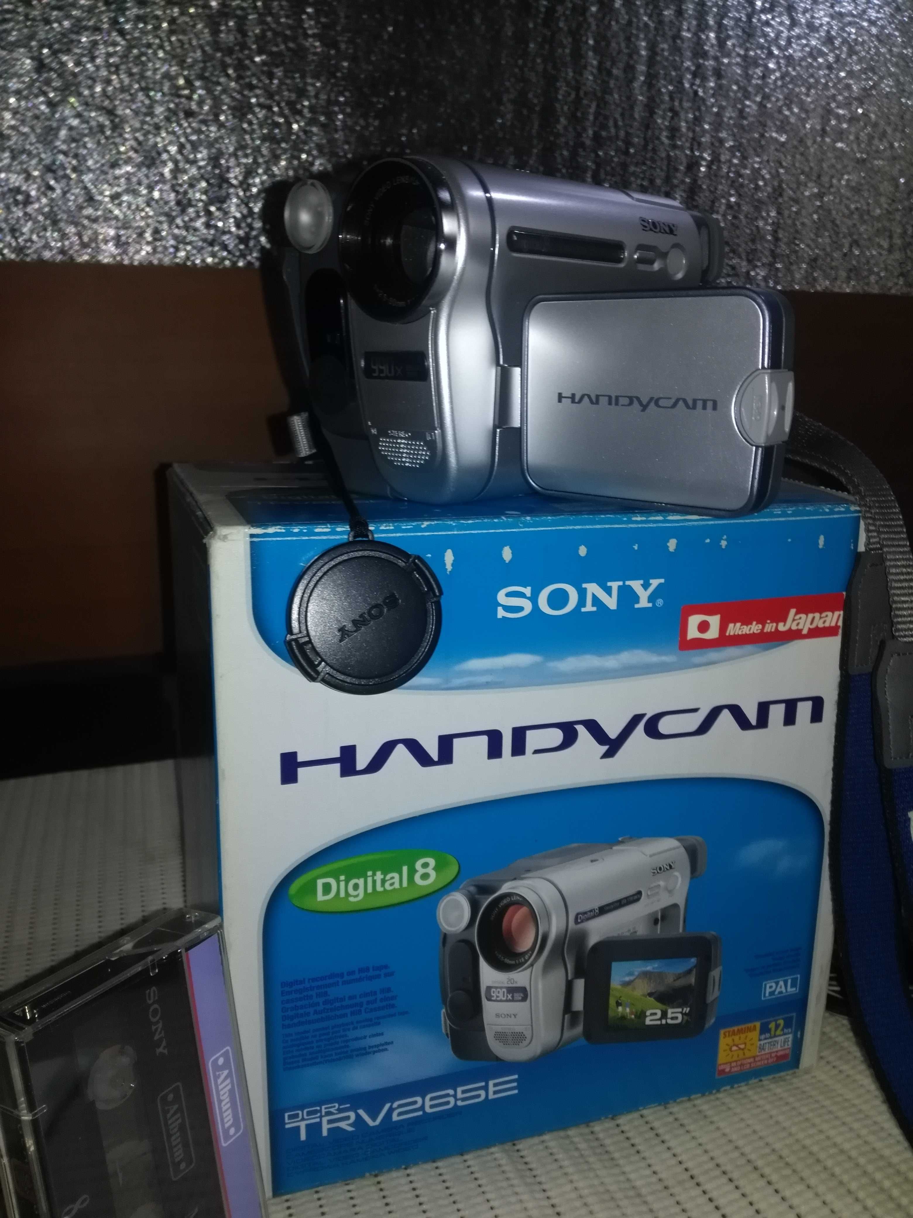 продается видео-камера SONY-TRV-265E