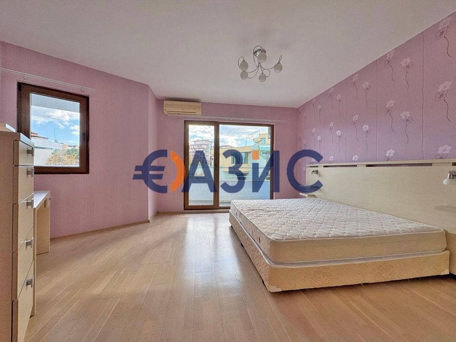 Продава се Четиристаен апартамент в к.к. Слънчев бряг - 361 кв.м за 555 €/кв.м - Снимка #8