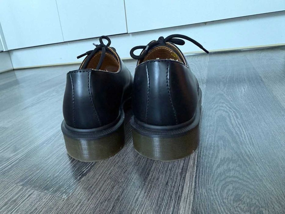 Класически Обувки Dr. Martens AirWair - 37 размер