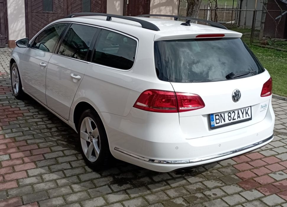 Vând Volkswagen Passat