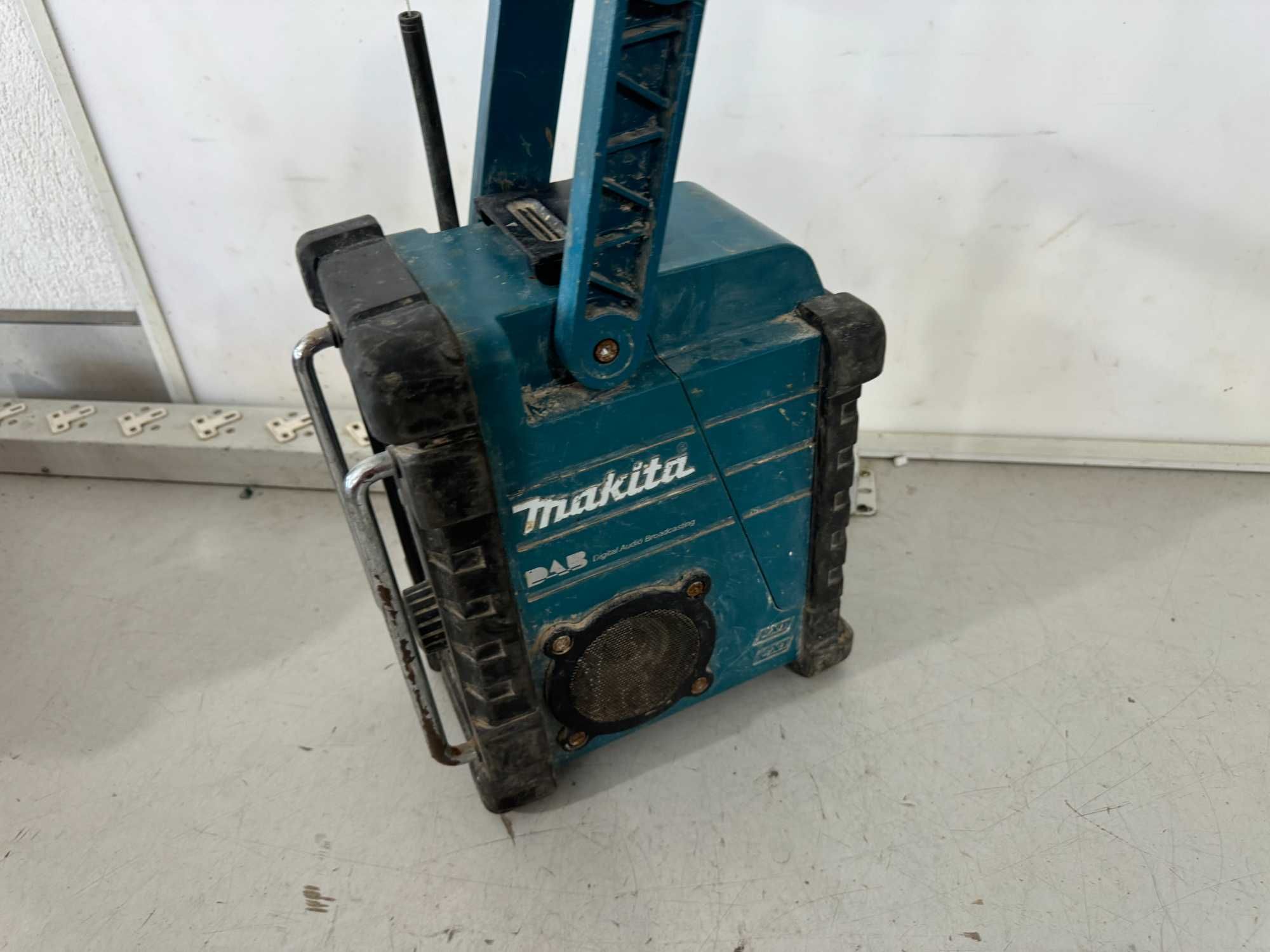 Радио - Makita DMR 109 (solo)