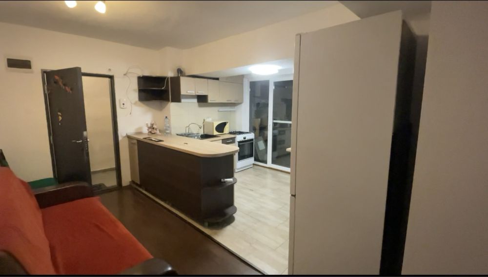 Dau in chirie apartament 2 camere,central vizavi de PRIMA SHOPS