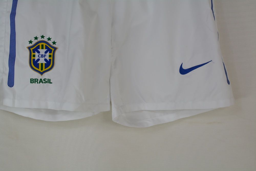 Short Nike Brasil 2010 Alb Marimea S Polyester MM15