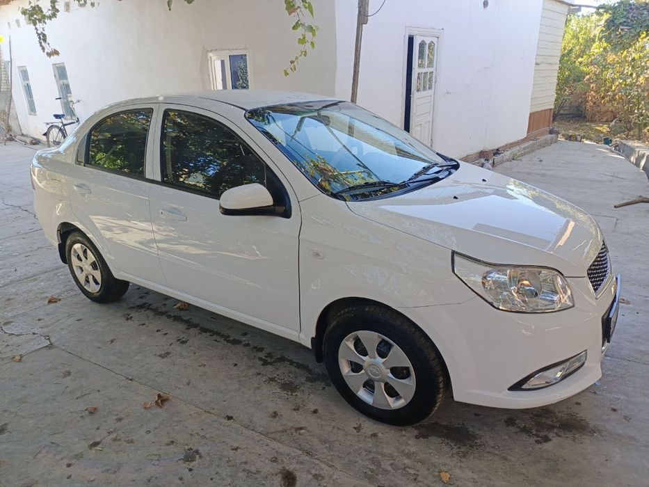 Yengi Neksiya3 sotiladi