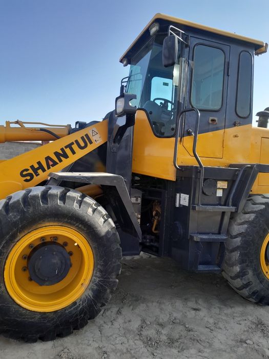 Продаётся погрузчик 1.8куб