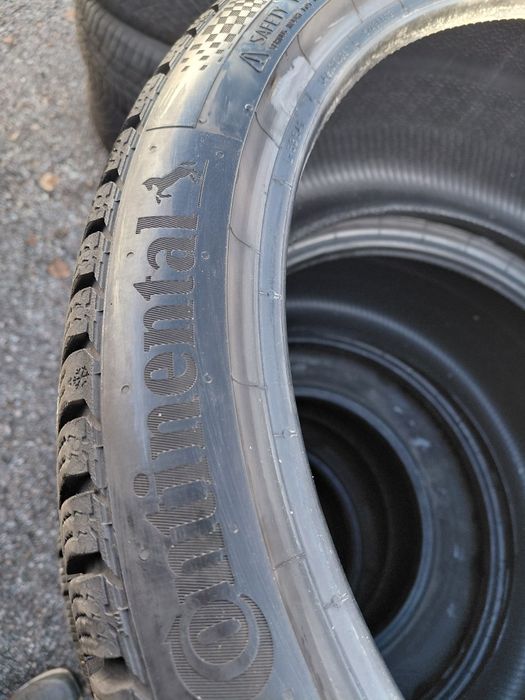 245/35/19" Continental 4бр.гуми