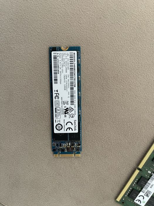 128GB m.2 ssd Sandisc