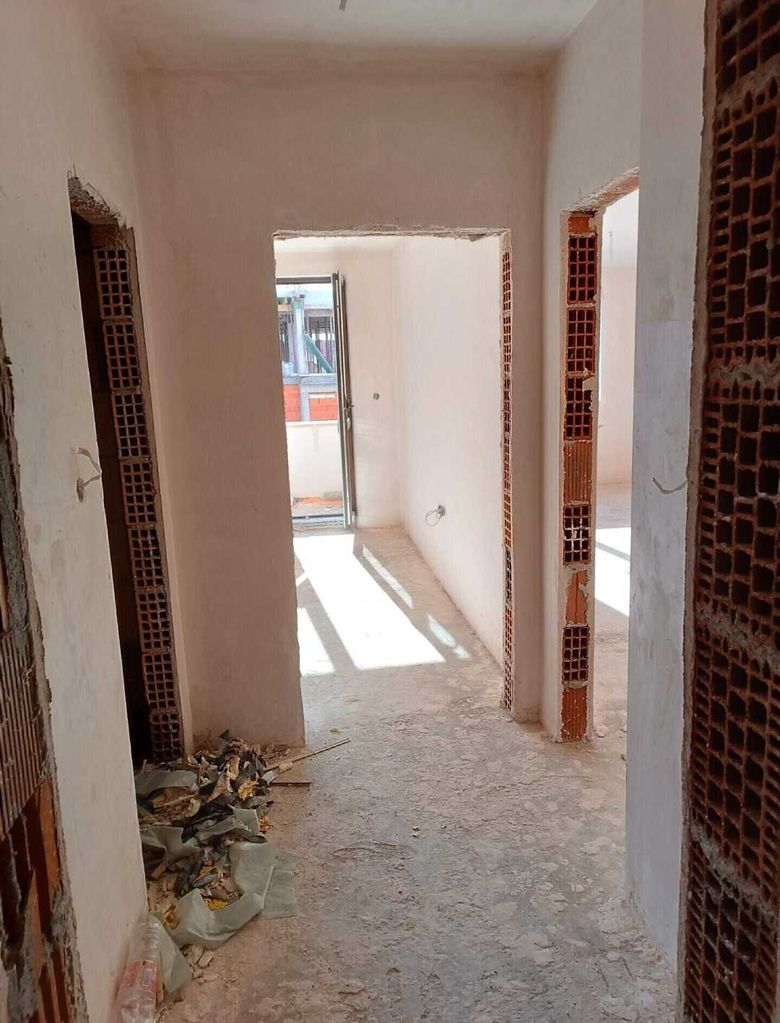 Продава се Двустаен апартамент в Стара Загора, Железник - център - 75 кв.м за 827 €/кв.м - Снимка #7
