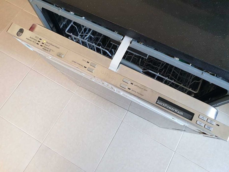 LED - Wi-Fi - XXL Съдомиялна Miele - Auto Open - Пълно Вграждане 60см