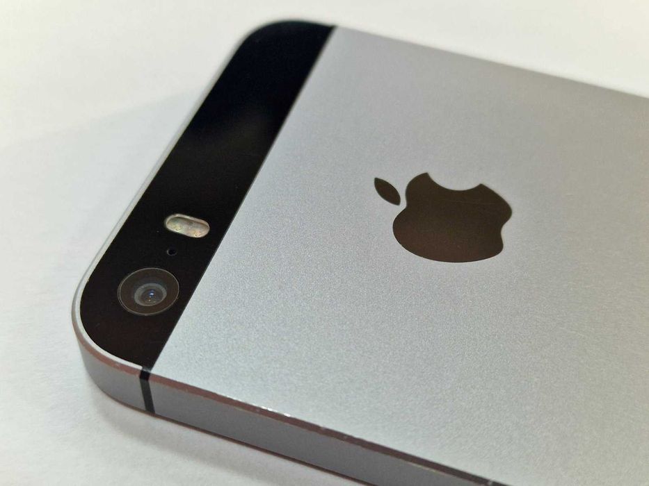 Apple iPhone SE (2016) 16GB