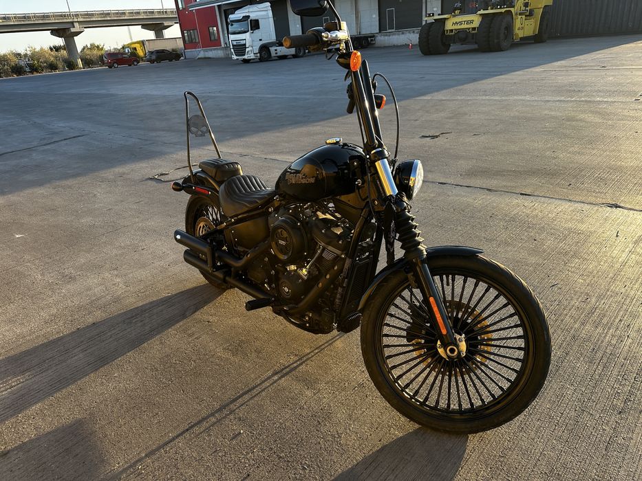 2018 Harley-Davidson Street Bob FXBB