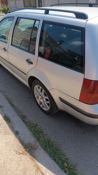 Volkswagen Golf 4 Break • 1.4 Benzină • 75 CP • 2000 • Înmatriculat RO