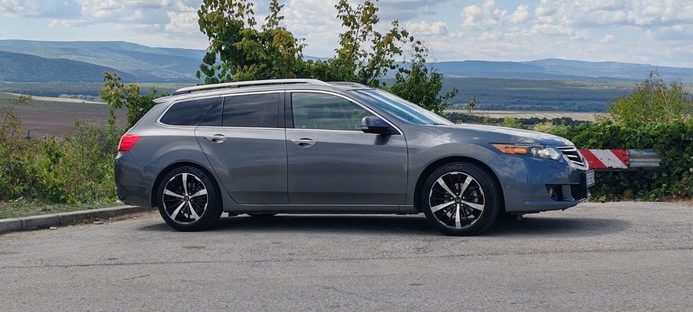 Honda accord 8 combi distronic