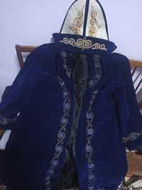Национальный одежда казахский
