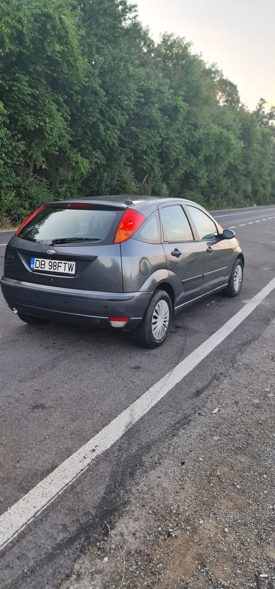 Ford focus 1 1.6 benzina