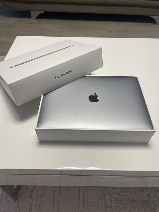 Macbook Air M1 (2021) 8gb, 258gb